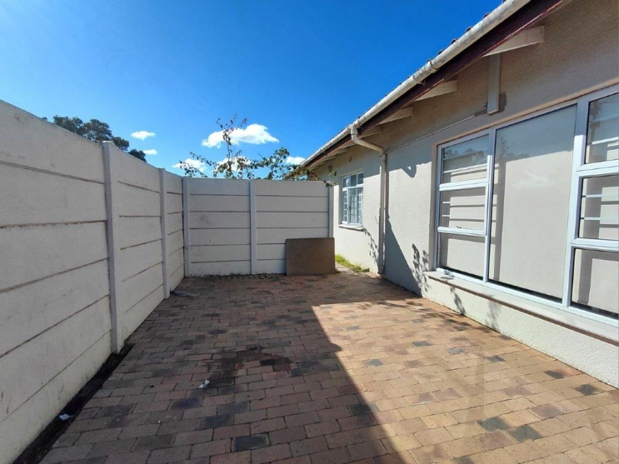 4 Bedroom Property for Sale in Rusthof Western Cape